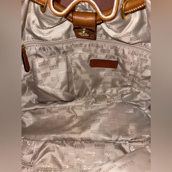 MICHAEL KORS Large Gathered Tote - Picture 12 of 12